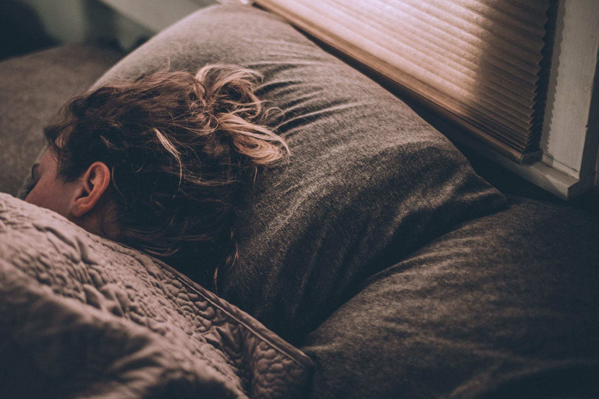 15 Healthy Habits To Help You Get Better Sleep